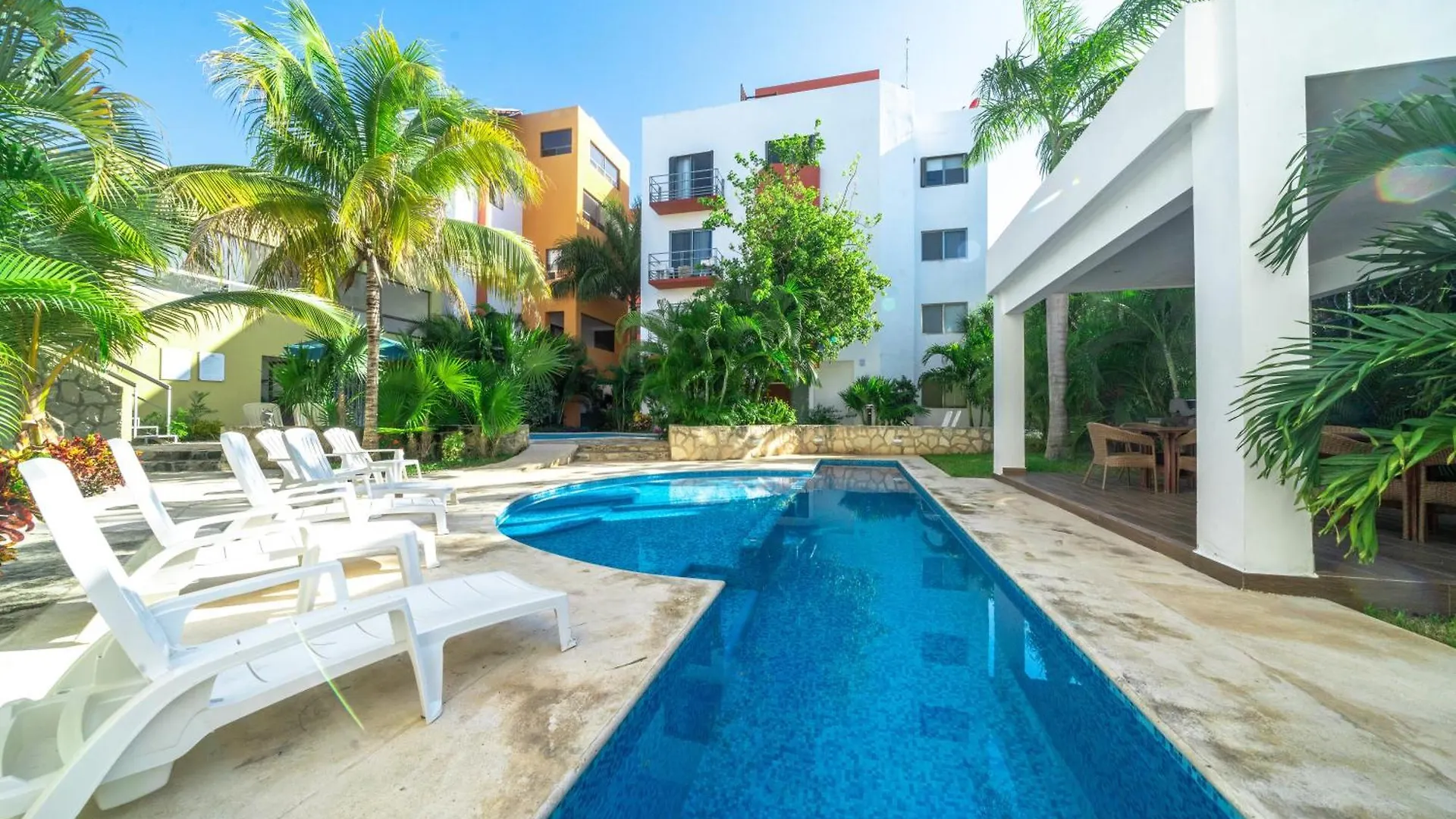 Appartamento 2 Bedroom Condo With Pool - At El Cielo Residencial, Atsi Playa del Carmen