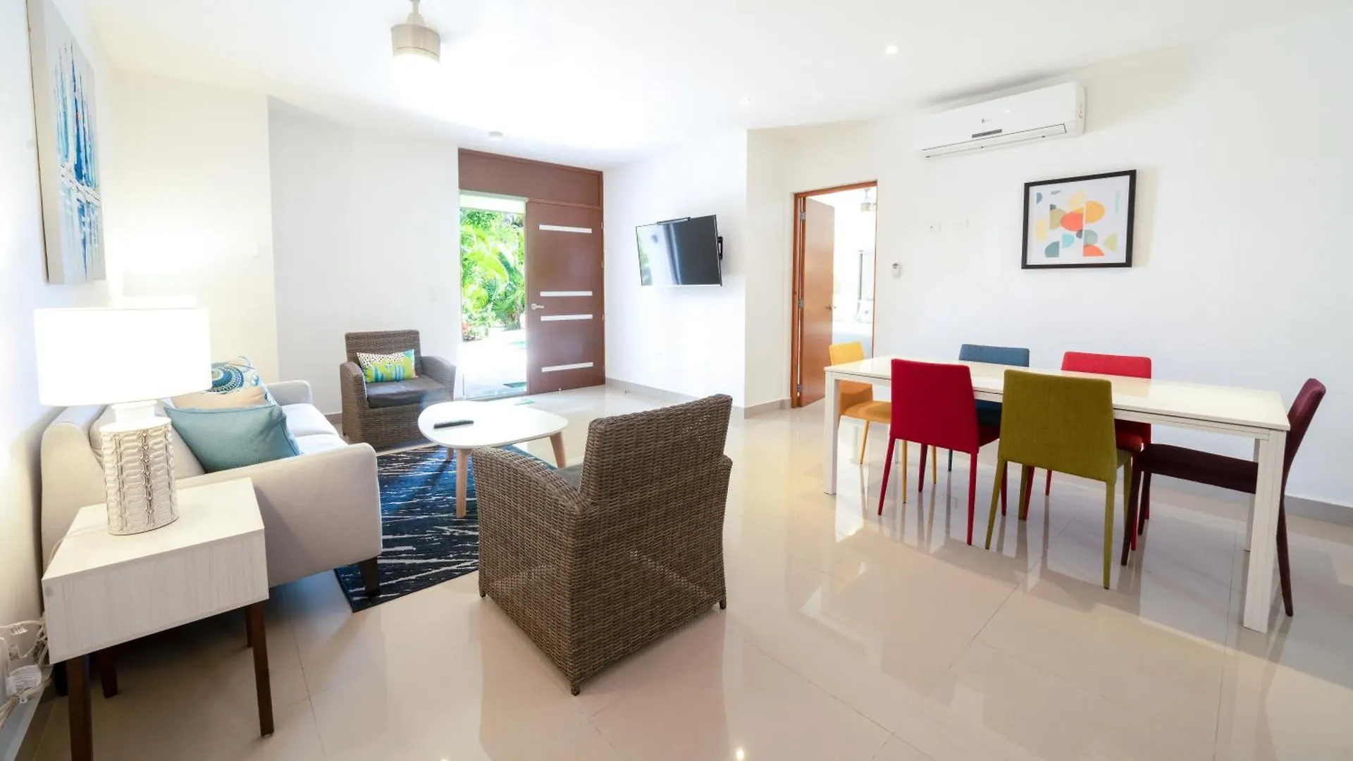 Appartamento 2 Bedroom Condo With Pool - At El Cielo Residencial, Atsi Playa del Carmen